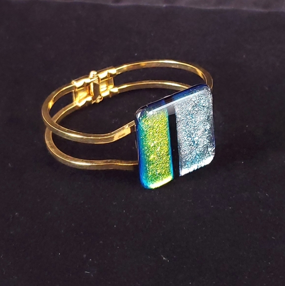 Pretty Dichroic Glass Hinge Bracelet Artisan Made - Picture 1 of 10